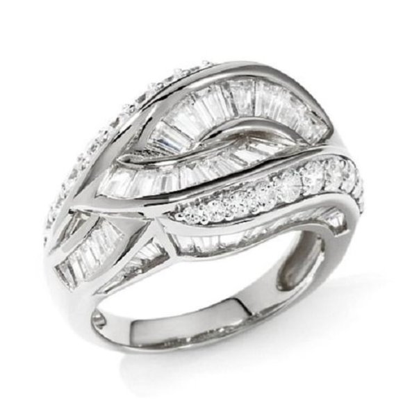 Victoria Wieck 3.18ct Absolute Interlocking Ring - Picture 3 of 8